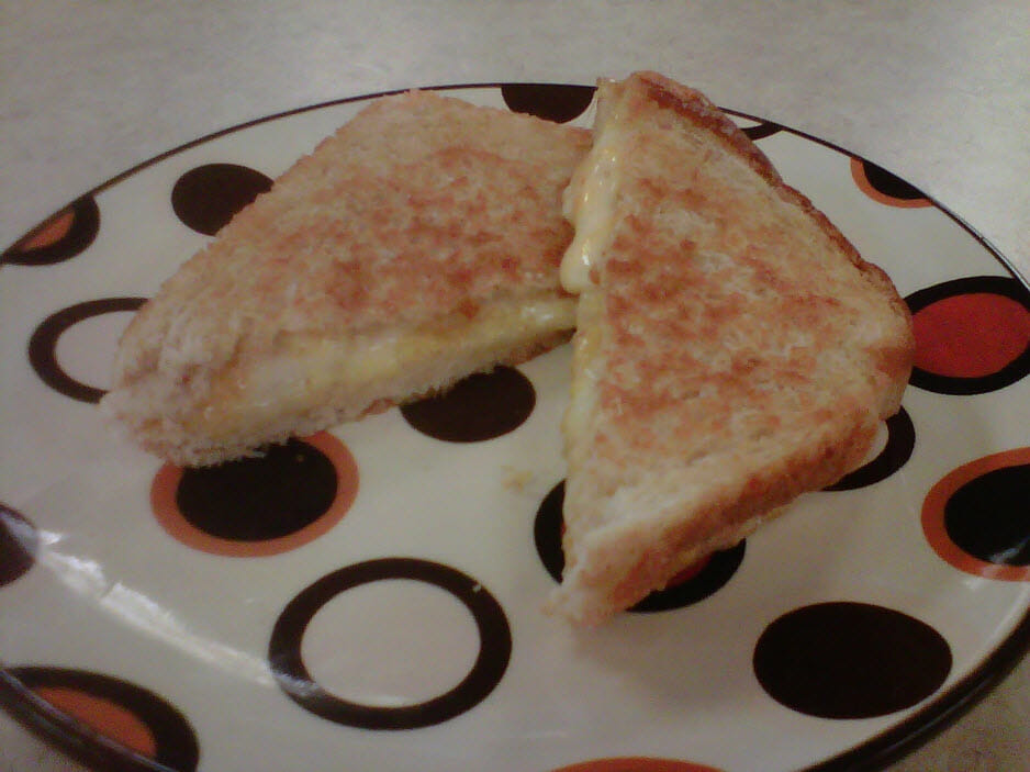 Ginny's Grilled Cheese on a Plate